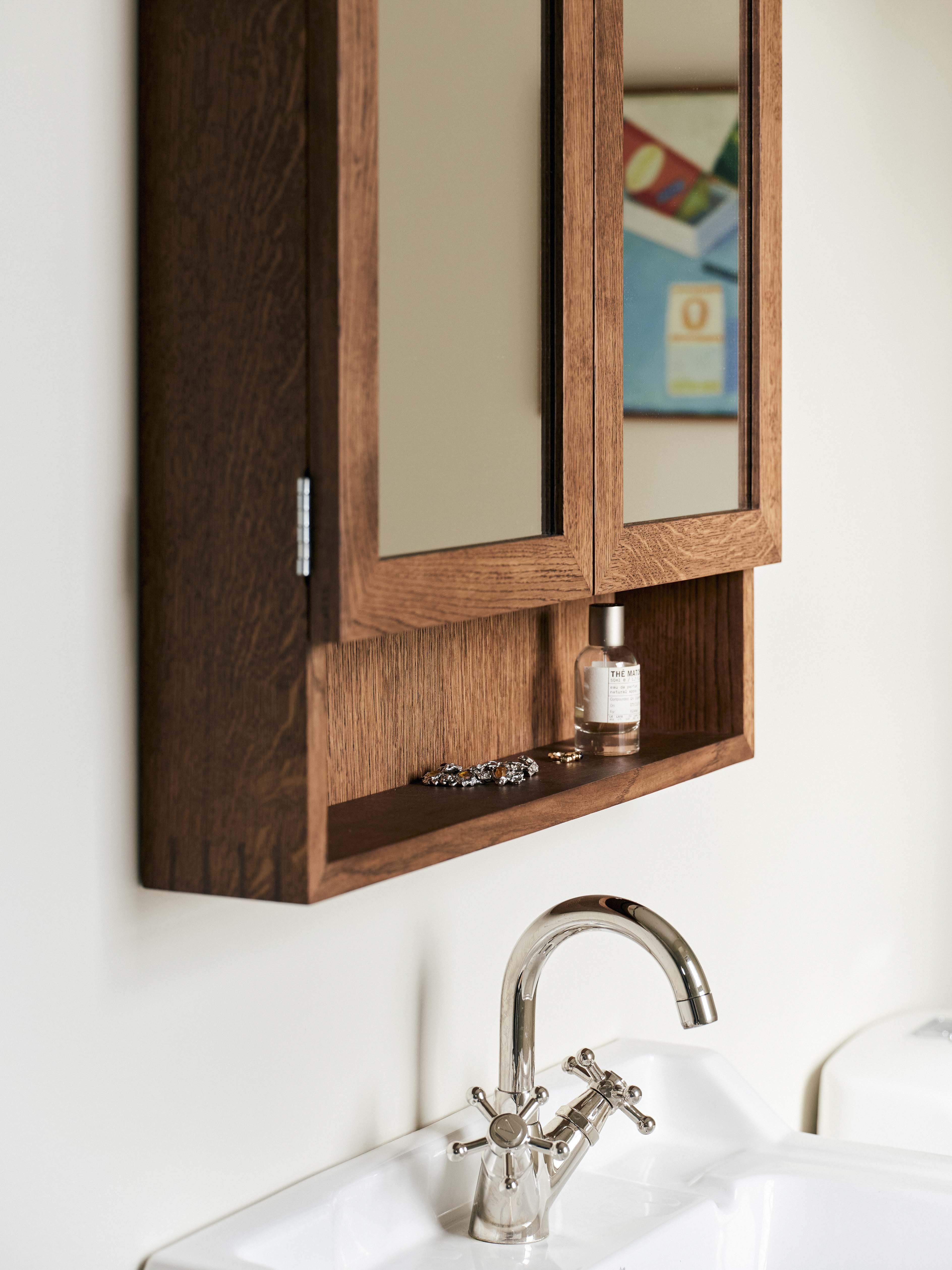 Storage Mirror - Dark Oak