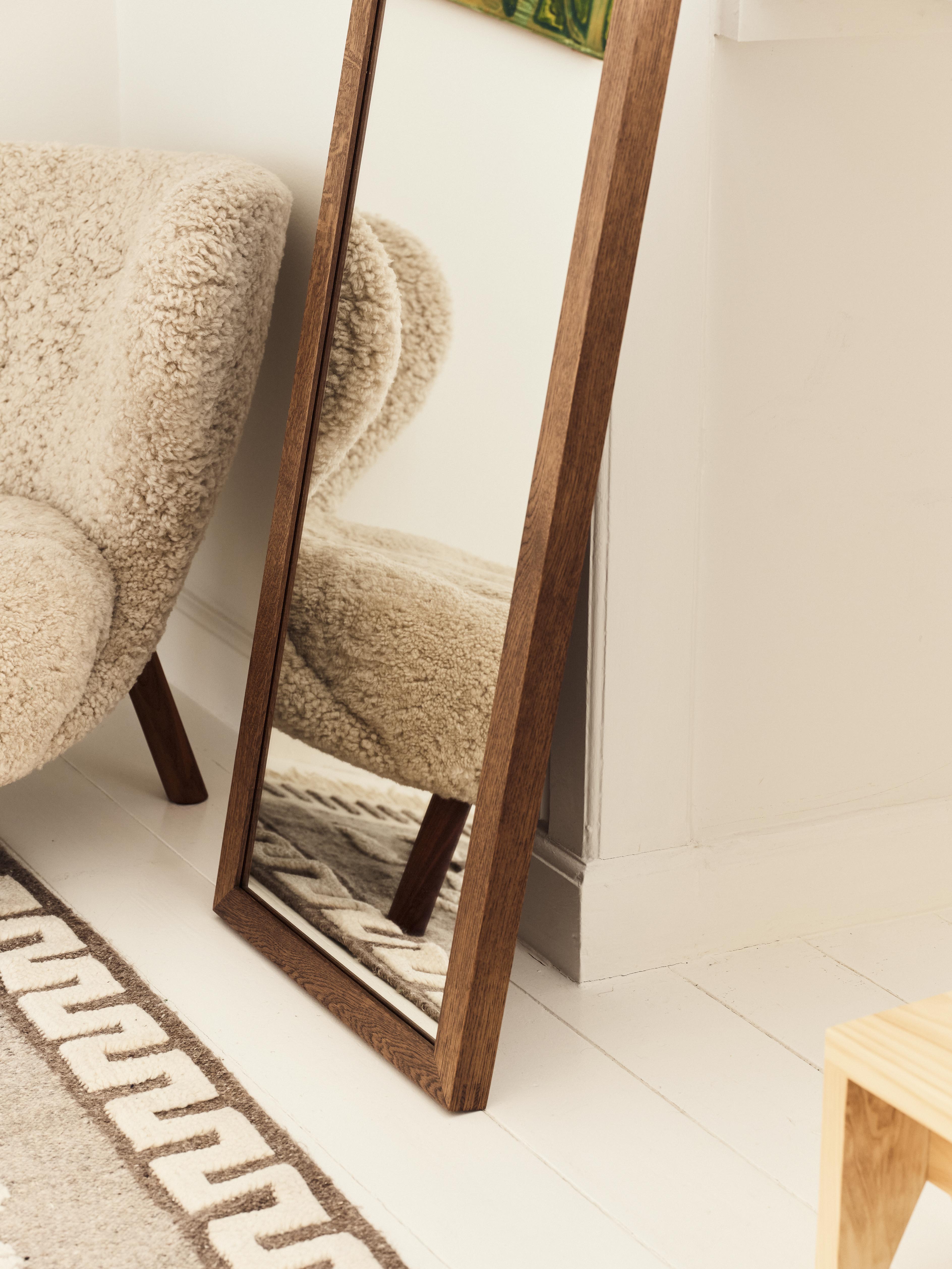 Rahmt-Furniture_LONG_MIRROR_DARK_OAK_LOW-RES_002.jpg