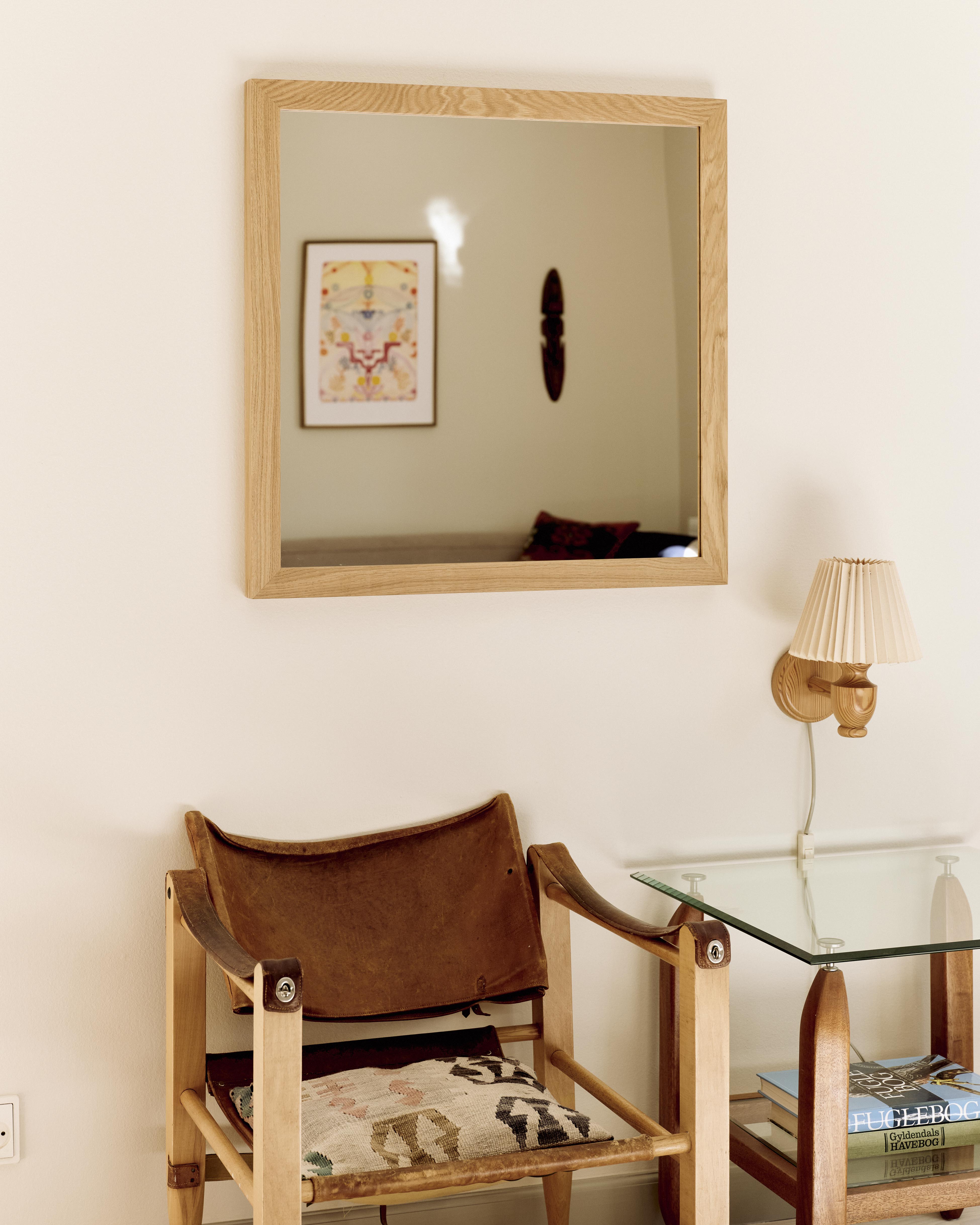 Rahmt-Furniture_SQUARE_MIRROR_NATURAL_OAK_LOW-RES_001_a1a30716-282e-4b81-b59a-e0d6149f2ef7.jpg